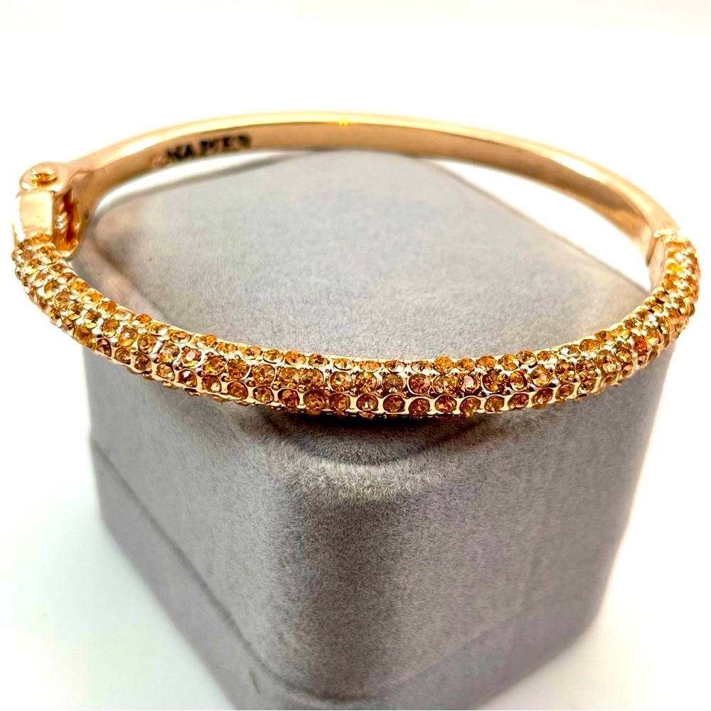Cute Napier Rose Golf Tone Rhinestone Hinged Clamp Bangle Bracelet